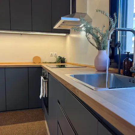 Maisonette With Stunning Terrace&private Garage - By Solstad Kavala