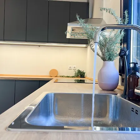 Maisonette With Stunning Terrace & Private Garage - By Solstad * Kavala