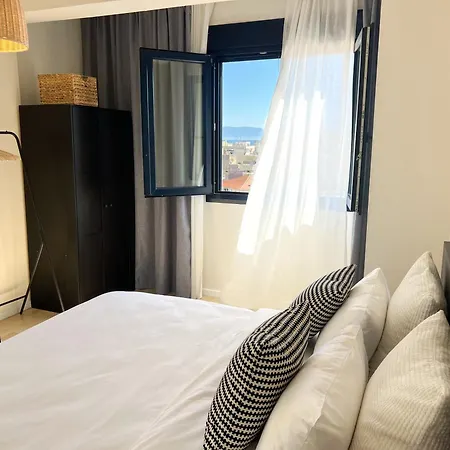 Daire Maisonette With Stunning Terrace & Private Garage - By Solstad