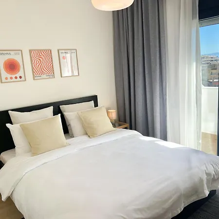 Daire Maisonette With Stunning Terrace & Private Garage - By Solstad