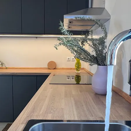 Maisonette With Stunning Terrace & Private Garage - By Solstad * كافالا