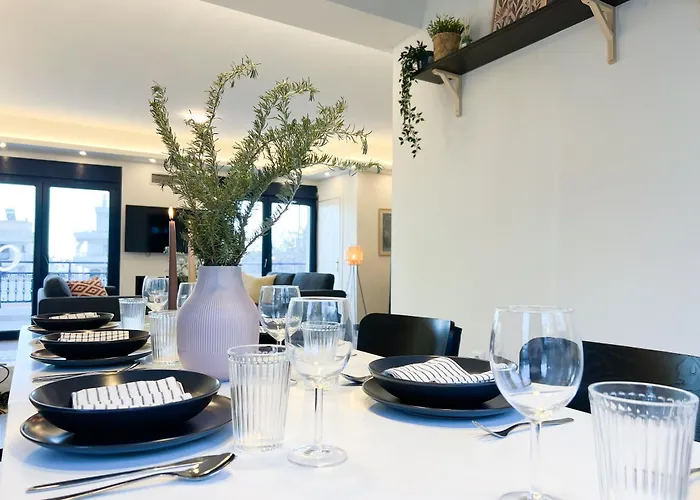 Maisonette With Stunning Terrace & Private Garage - By Solstad *