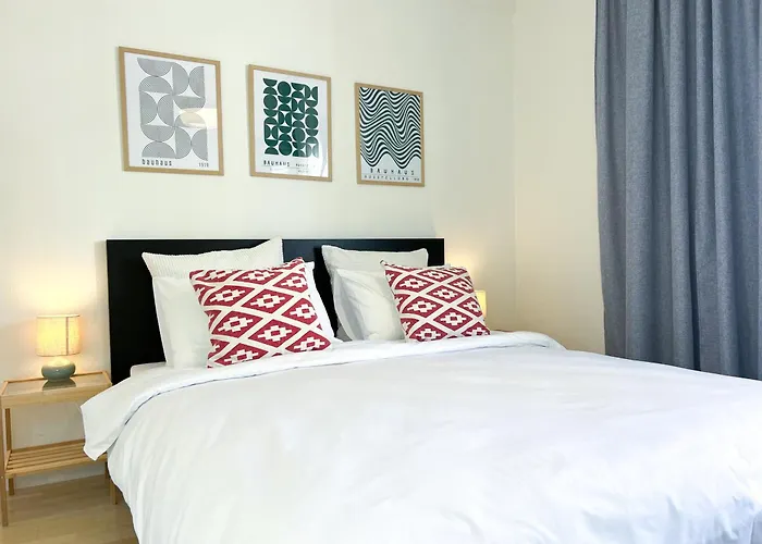 Maisonette With Stunning Terrace & Private Garage - By Solstad