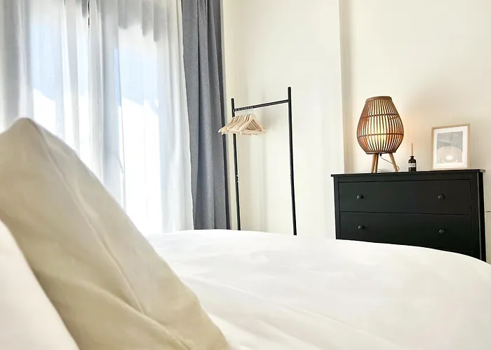 Maisonette With Stunning Terrace & Private Garage - By Solstad * Cavala