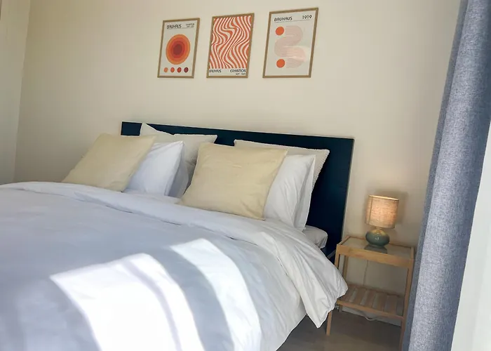 Maisonette With Stunning Terrace & Private Garage - By Solstad Apartamento Cavala