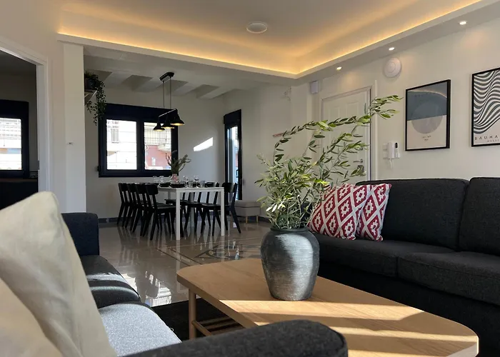 Appartement Maisonette With Stunning Terrace & Private Garage - By Solstad